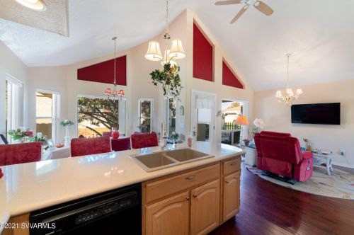 15 Concho Dr, Sedona AZ 86351-7953 exterior