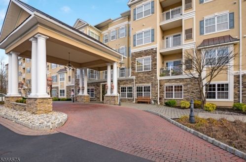 540 Cranbury Rd, East Brunswick, NJ 08816-5429
