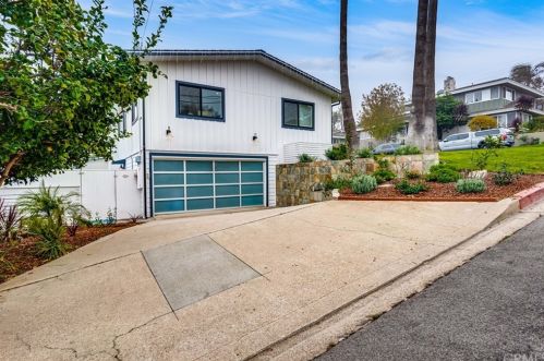 600 Anderson St, Manhattan Beach CA  90266-5934 exterior