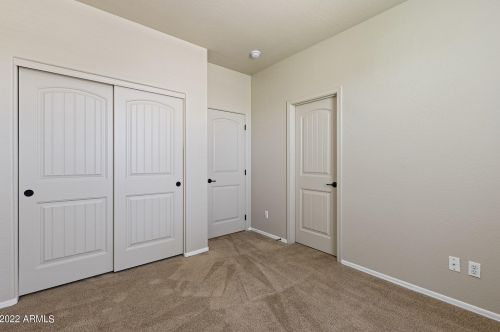 4031 Torrey Pne Ln, Chandler AZ  85249-3871 exterior