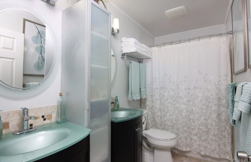 206 Wisteria Ct, Santa Maria CA  93455-3417 exterior