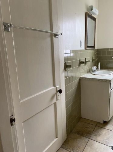 56 Middleton Ave, Middletown RI  02840-3657 exterior