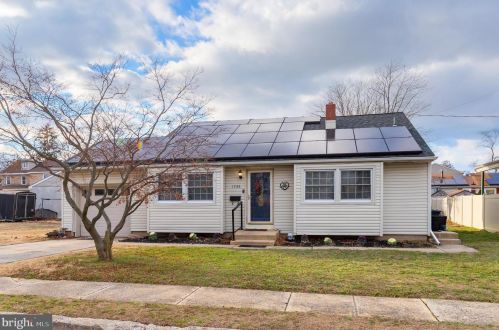1736 Dayton Ave, West Deptford, NJ 08066-1507