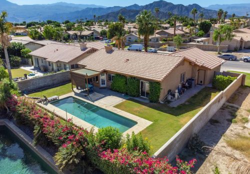 45160 Bridgette Way, La Quinta CA  92253-7200 exterior