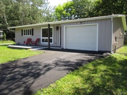 101 Christopher Dr, Radisson, NY 13027-3107