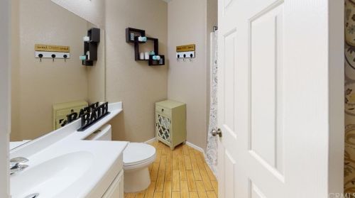 5 Villa Milano, Lake Elsinore CA  92532-0111 exterior