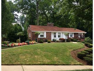 701 Pinetree Rd, Pittsburgh, PA 15243-1043