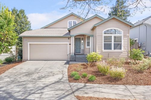 5518 Rainbow Cir, Santa Rosa CA  95409-4376 exterior