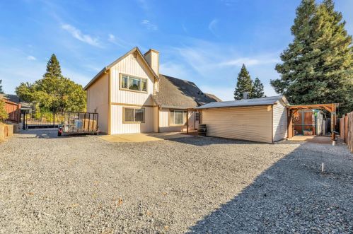 6364 David Ave, Loomis CA  95650-9568 exterior