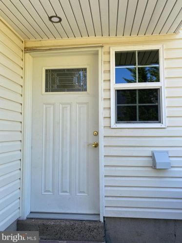 1566 Campus Dr, Prospectville, PA 19002-3309