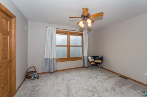 5382 Roosevelt Dr, Duluth MN  55811-3678 exterior
