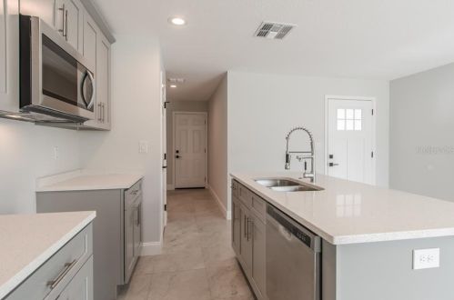 1575 Brown Ave, Orange City FL  32763-4006 exterior