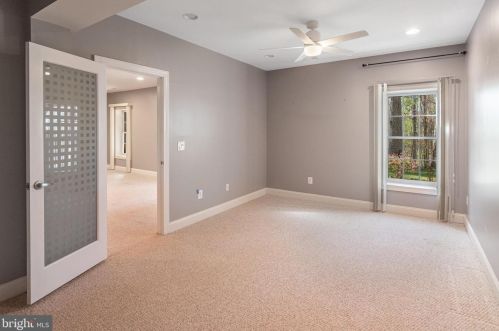 13101 Taverner Loop, Woodbridge VA  22192-5333 exterior