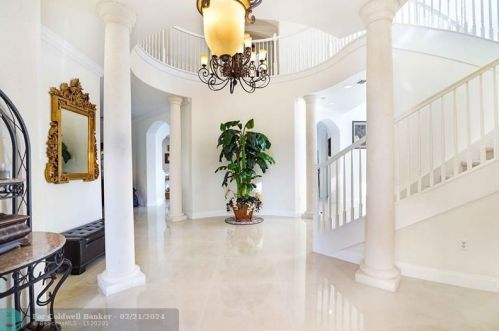 19161 24th St, Hollywood, FL 33029-5938