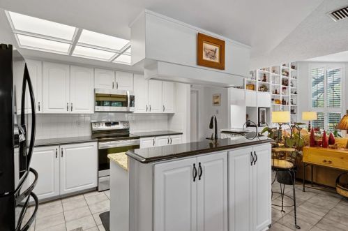 6017 Pier Pl Dr, Lakeland FL 33813-3786 exterior