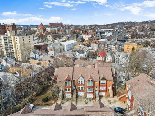 2 Graham Pl, Pittsburgh PA  15232-1611 exterior