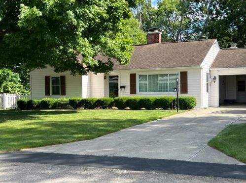 15 Mason Ave, Delaware, OH 43015-1234