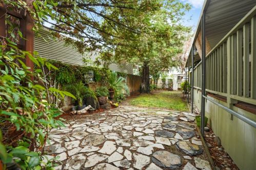 2128 Hacienda Ln, Modesto CA  95350-0207 exterior