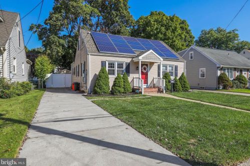 1521 Chestnut Ave, Haddon Heights, NJ 08035-1517