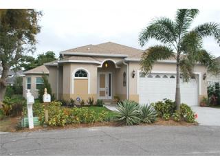 2411 89th St, Bradenton, FL 34209-9443