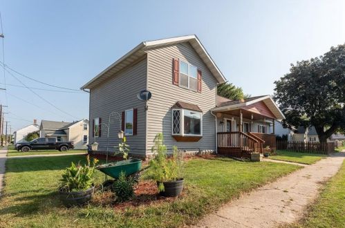131 Washington Ave, Brackett, WI 54742-9454
