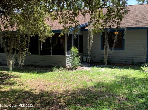 5612 Sisson Rd, Titusville FL  32780-7249 exterior