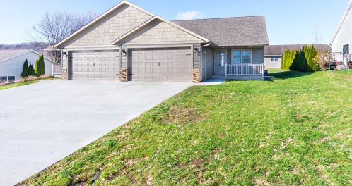 21306 Barbara Ln, Centerville, WI 54630-4400