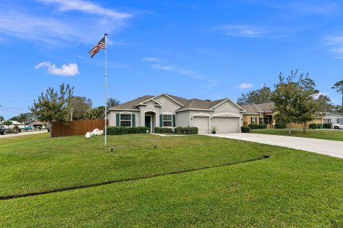1477 Goodman Ave, Fort Pierce, FL 34953-1417