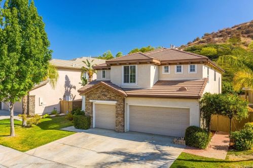 18262 Shannon Ridge Pl, Santa Clarita, CA 91387-8135