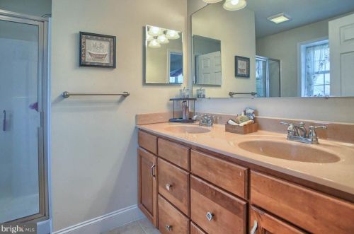 152 Ashford Way, Camp Hill PA  17011-3919 exterior