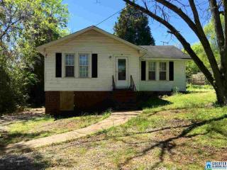103 Virginia Dr, Bessemer, AL 35023-2427