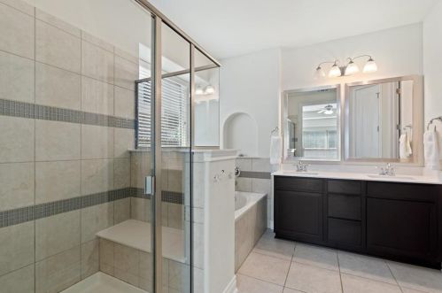 6629 Alleyton Dr, Austin TX 78725-2915 exterior