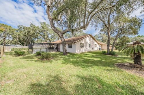 449 Leafy Way Ave, Brooksville FL  34606-6233 exterior