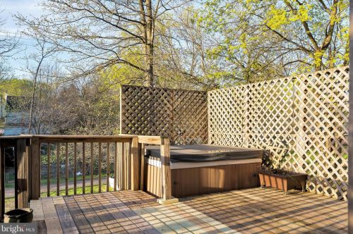 717 Beech St, Pottstown PA  19464-5719 exterior