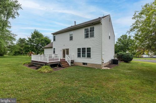 2236 Lilac Ln, Jamison PA  18929-1203 exterior