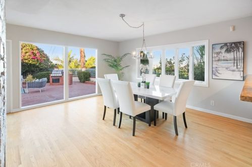 2105 Velez Dr, Rancho Palos Verdes CA  90275-1427 exterior