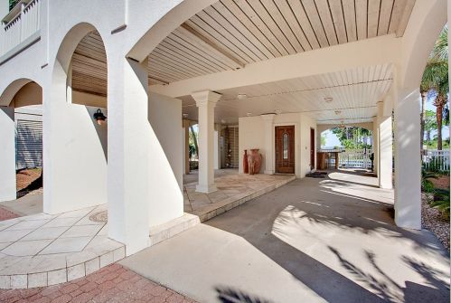 1820 Sunset Dr, Saint George Island FL  32328-3120 exterior