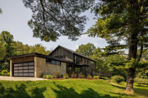 511 Breezy Hill Rd, Hillsdale NY  12529-5056 exterior