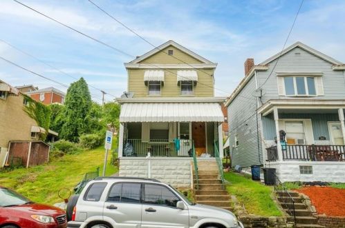 201 Woodford Ave, Pittsburgh, PA 15210-4131