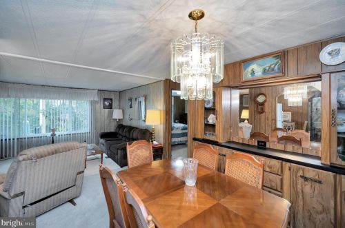 6705 Fisher Dr, Spotsylvania VA  22551-2613 exterior