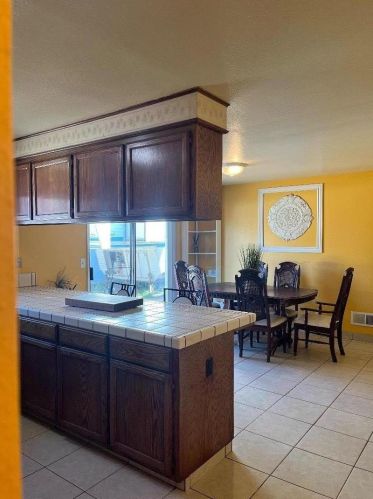 813 Cherry Ave, Greenfield CA  93927-4747 exterior