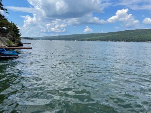 93 Woods Rd, Greenwood Lake NY  10925-4404 exterior