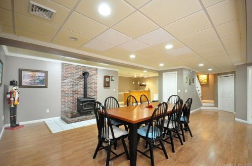 67 Steeplechase Dr, Manchester CT  06040-7066 exterior