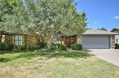 1102 Red Bird Ln, Granbury, TX 76048-2561