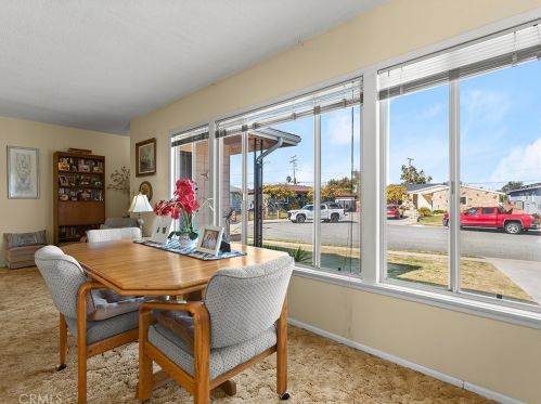 6708 Daneland St, Lakewood CA  90713-2101 exterior