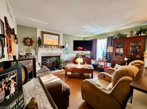 70 Haggerty Rd, Wantage NJ  07461-2706 exterior