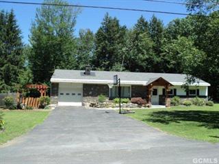 37 Clearwater Dr, Purling, NY 12470-2724