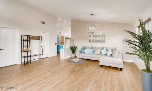 1930 Sage Brush St, Gilbert AZ  85296 exterior