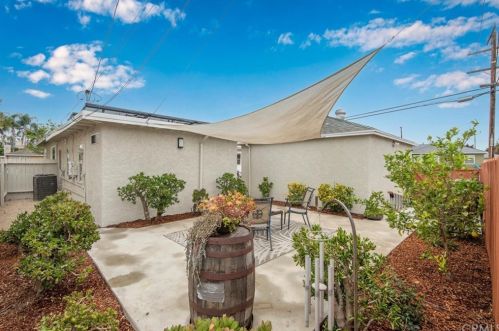 6003 Eckleson St, Lakewood CA  90713-1910 exterior