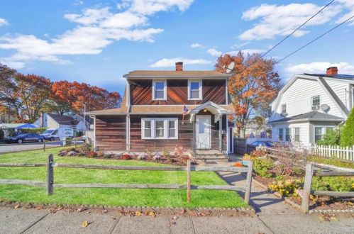 150 Summit St, Bridgeport CT  06606-4839 exterior